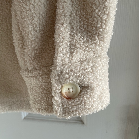 Abercrombie & Fitch Beige Teddy Jacket - Picture 4 of 5